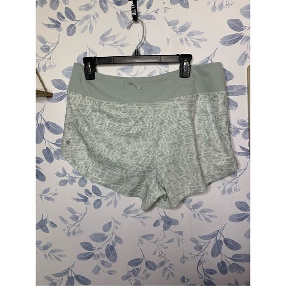 Athleta Printed Run With It 3.5” Shorts Size Large - Picture 7 of 8